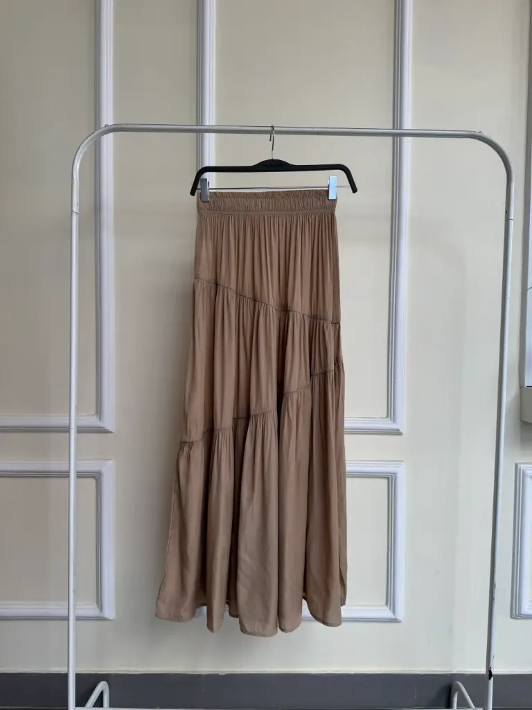 2.0964 HB SS25-48 Asymetrical Maxi Skirt (CAMEL, S)
