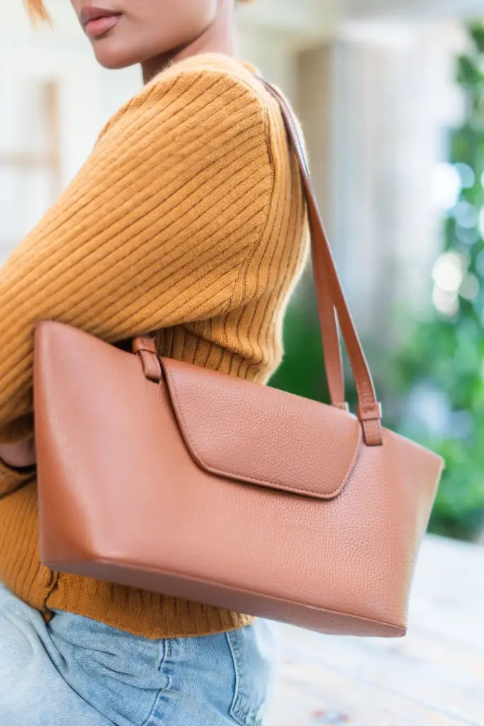 TF70185 BAG