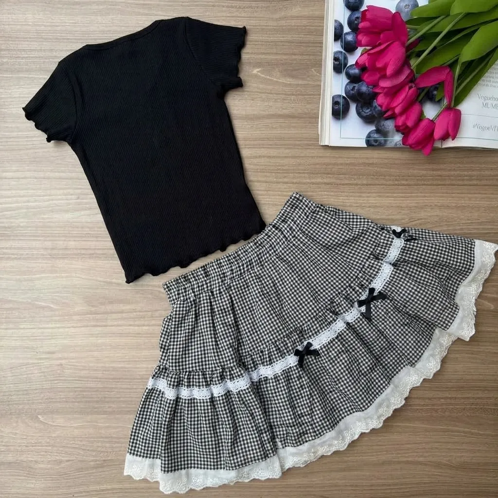 BMO SS25-27 CROPPED TEE