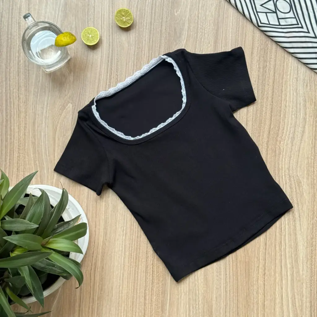 BMO SS25-28 RIBBED LACE TOP