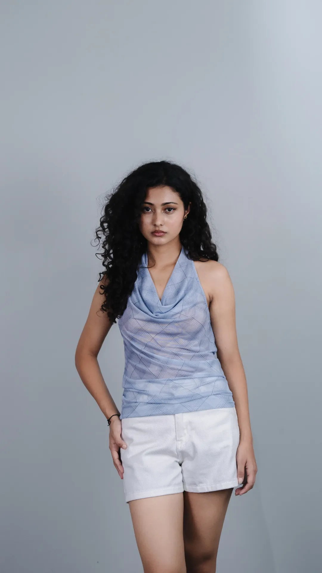 3.29397 BMKS SS25-25 TWISTED COWL TOP (BLUE, S)