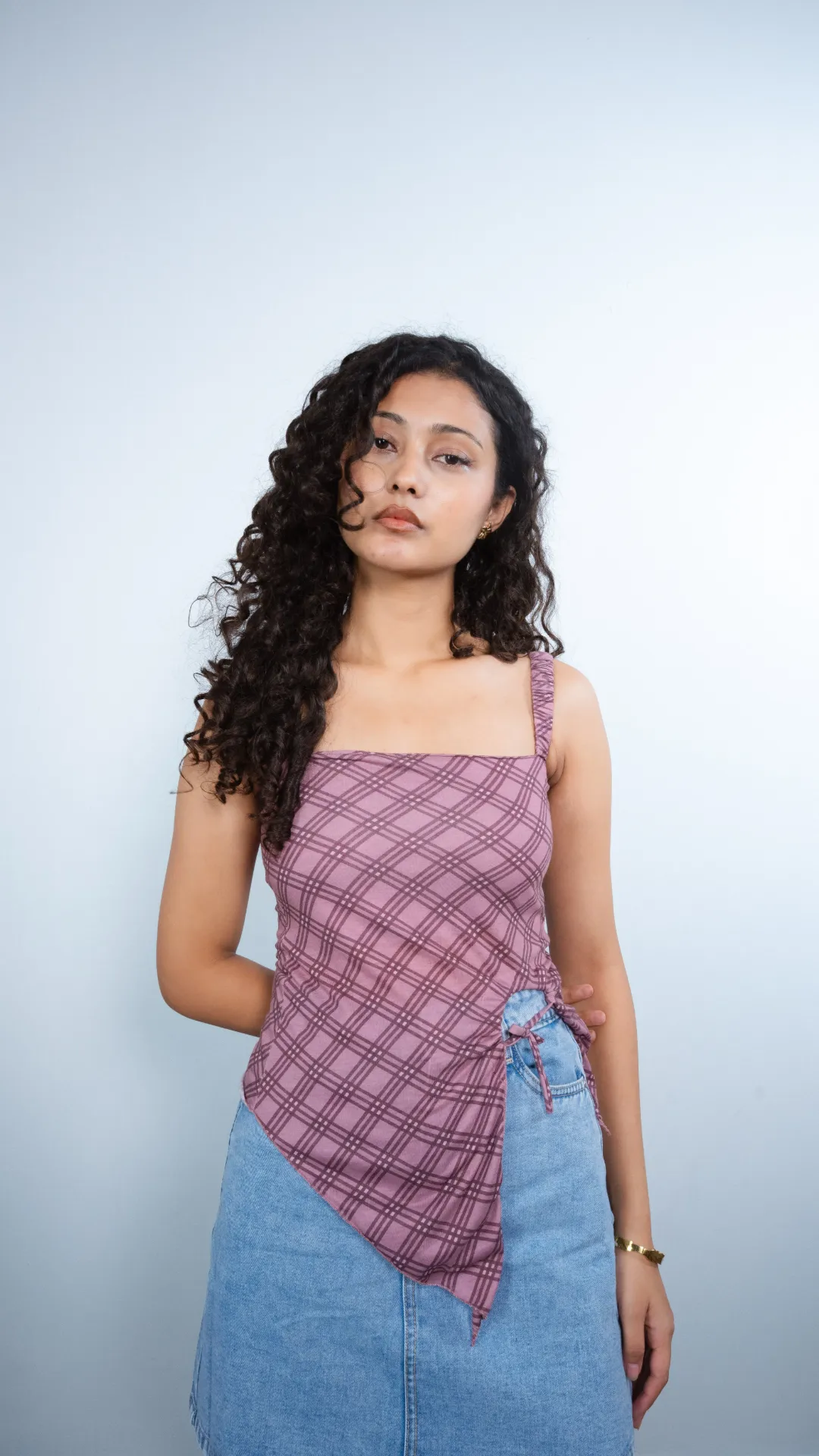 HB SS25-169 SLANTED TIED TOP