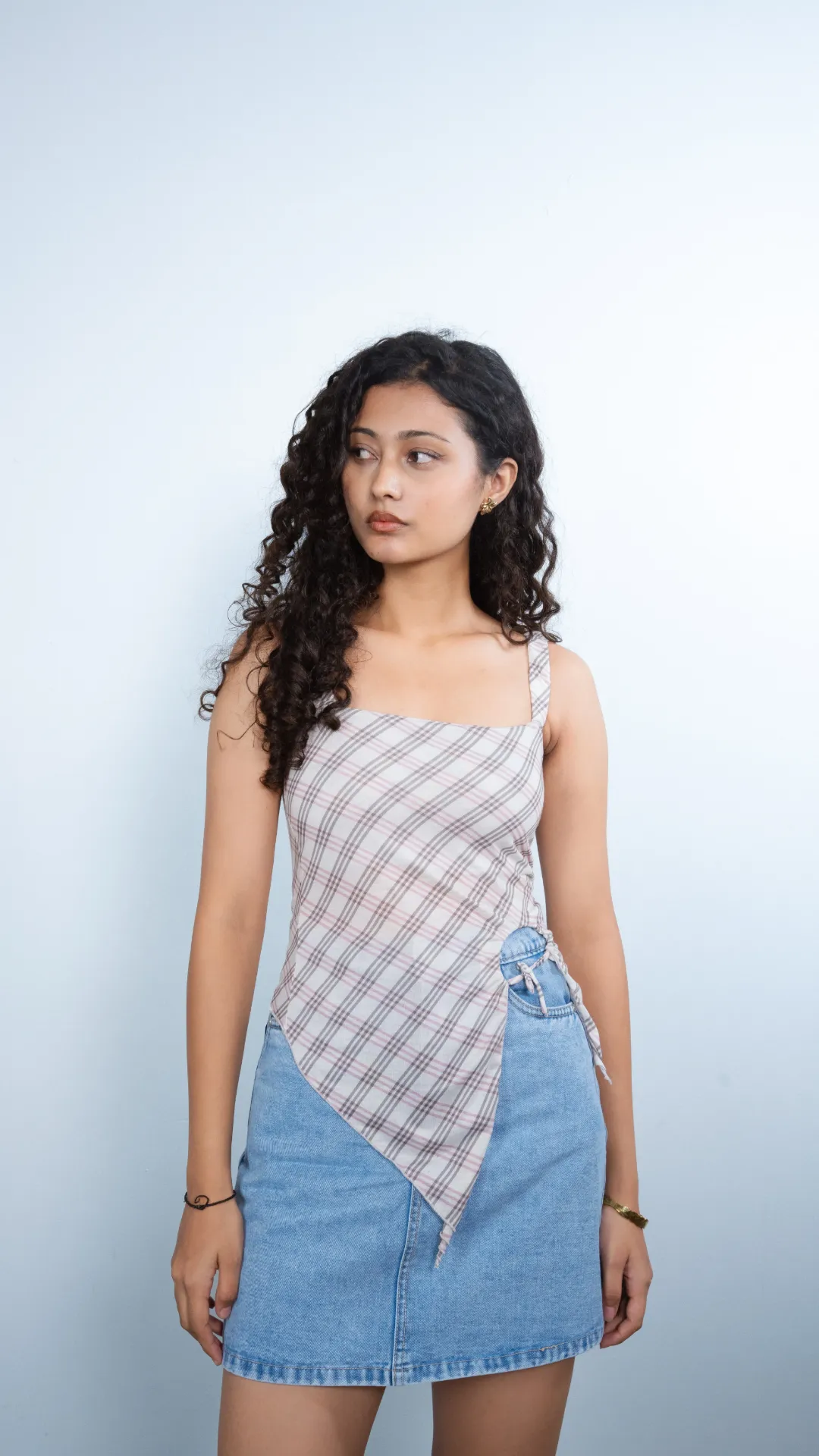 HB SS25-169 SLANTED TIED TOP