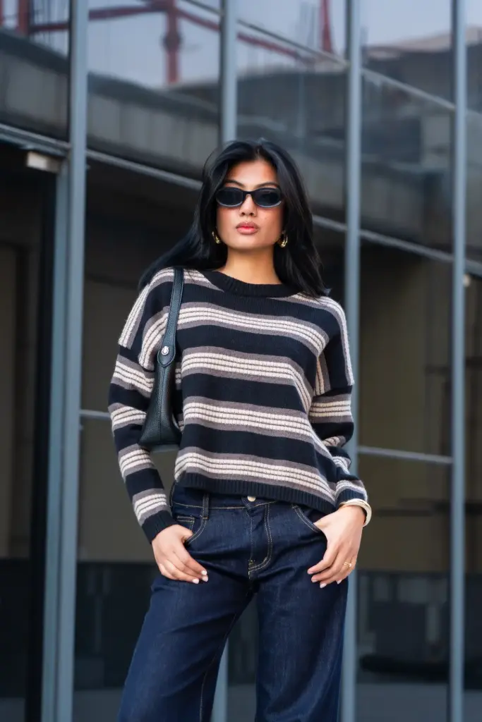 2521 LADIES SWEATER