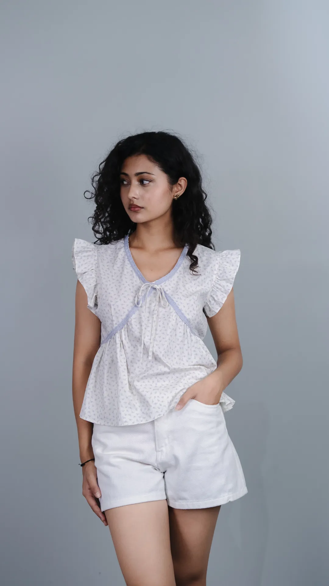 862 LADIES TOPS