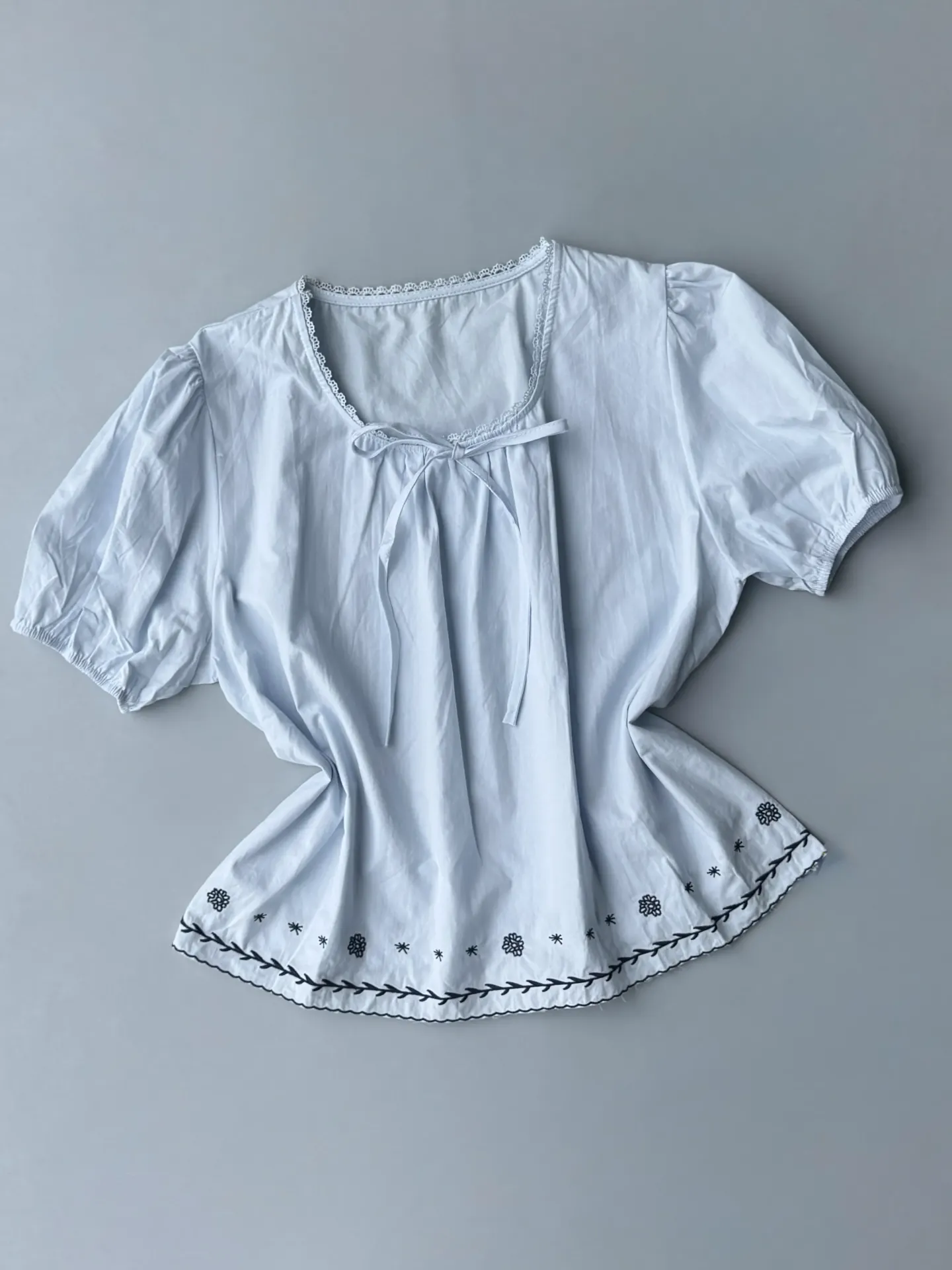 863 LADIES TOPS