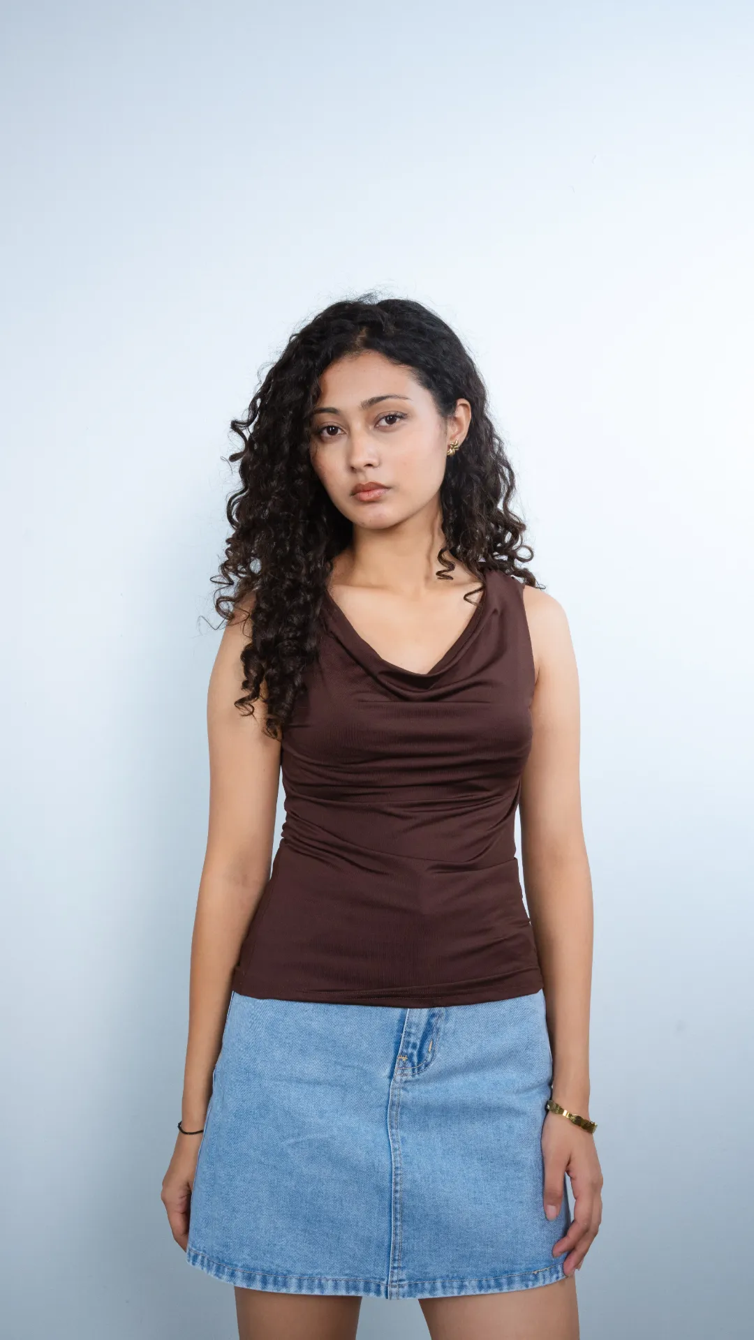 4.00236 HB SS26-234 DRAPE MUSE TOP (ESPRESSO, S)