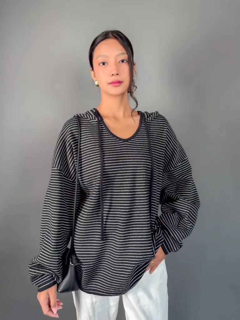 6976 LADIES SWEATER